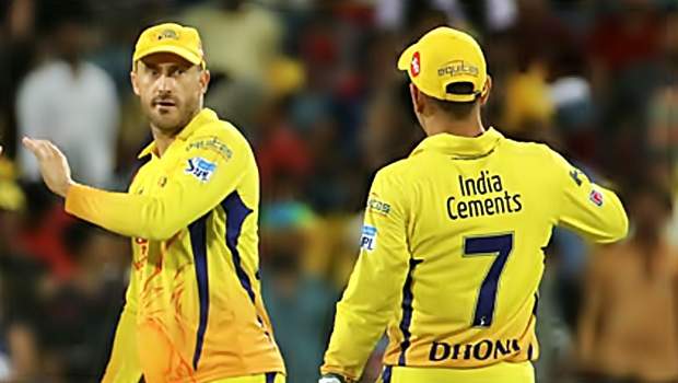 MS Dhoni with Faf du Plessis.